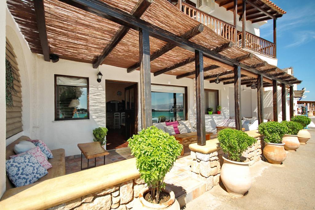 Pallas Pension Elafonissos Exterior foto